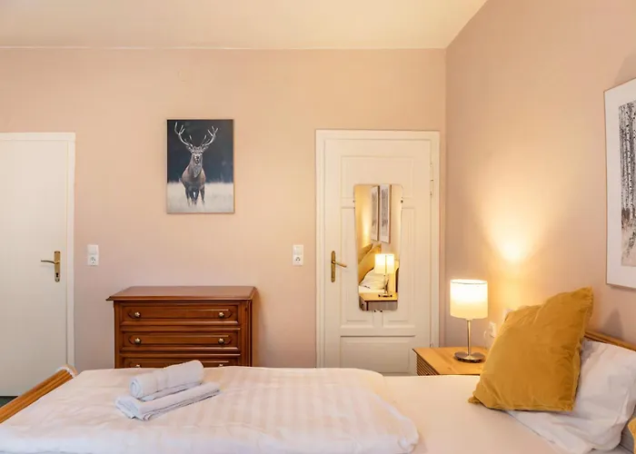 Sonneck - Seefeld 게스트하우스