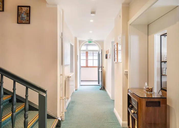 Гостевой дом Sonneck - Seefeld 3*